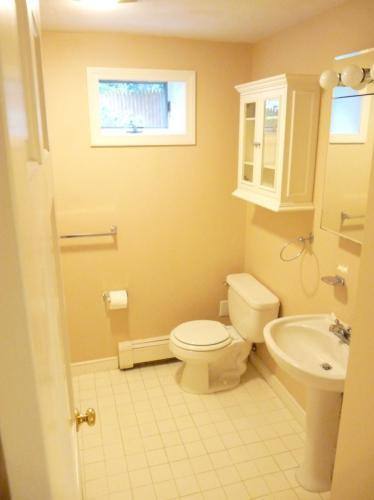 Apartment for rent at 44 Lawrence Lane #1, Lexington, MA 02421