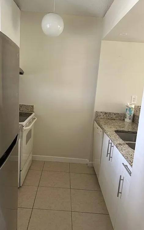 Apartment for rent at Club Cottages, 112 Club Dr, Palm Beach Gardens, FL 33418