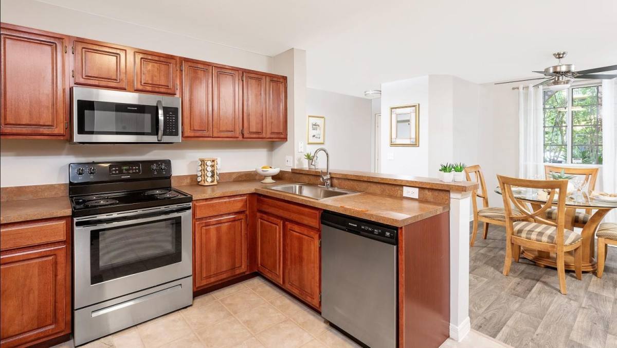 Apartment for rent at 1632 N Federal Highway 001-575, Boynton Beach, FL 33435