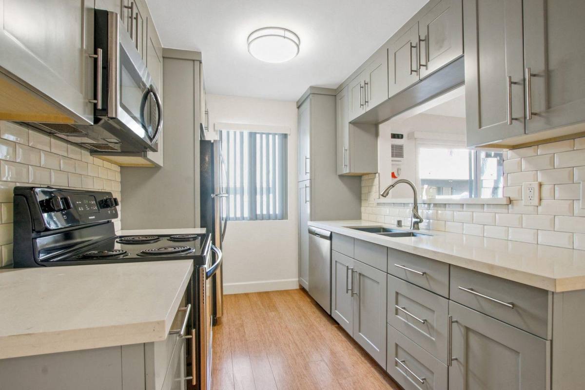 Apartment for rent at Lucerne Apartment Homes, 9600 Lucerne #12, Culver City, CA 90232