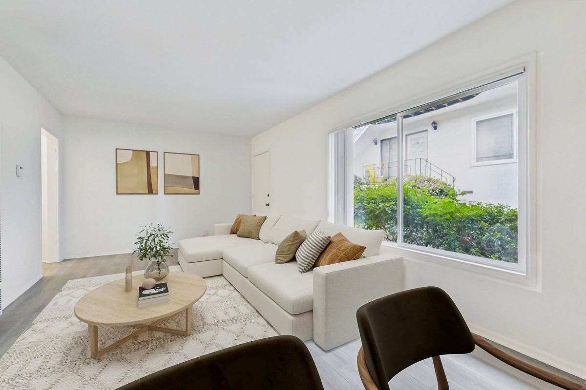 Apartment for rent at 233-237 4th Ave #C, Venice, CA 90291