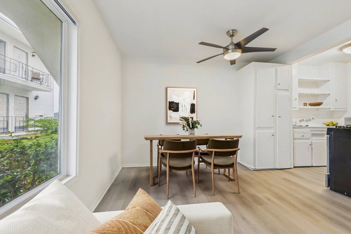 Apartment for rent at 233-237 4th Ave #C, Venice, CA 90291