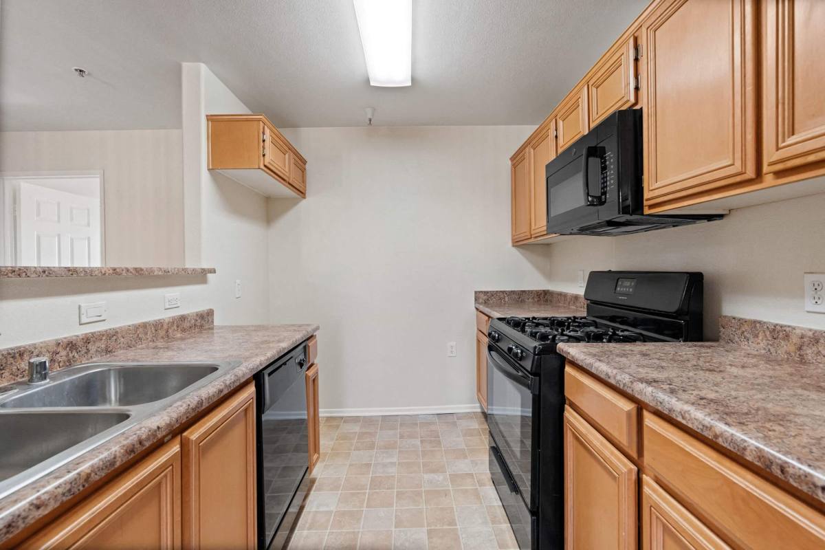 Apartment for rent at Mountain View on Astoria Street, 13140 Dronfield Ave #310, Sylmar, CA 91342