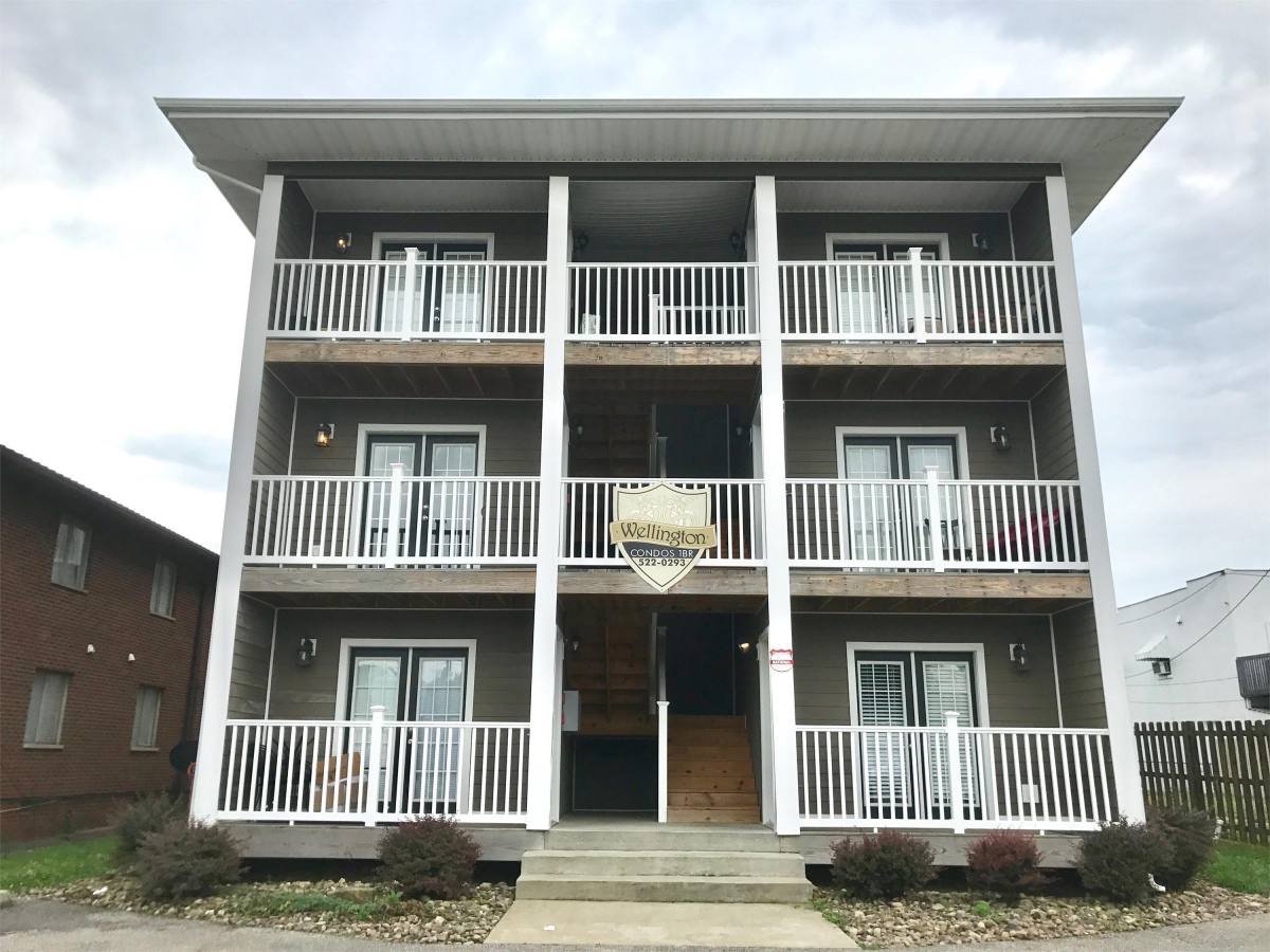 Condo for rent at 2435 1st Ave #1, Huntington, WV 25703