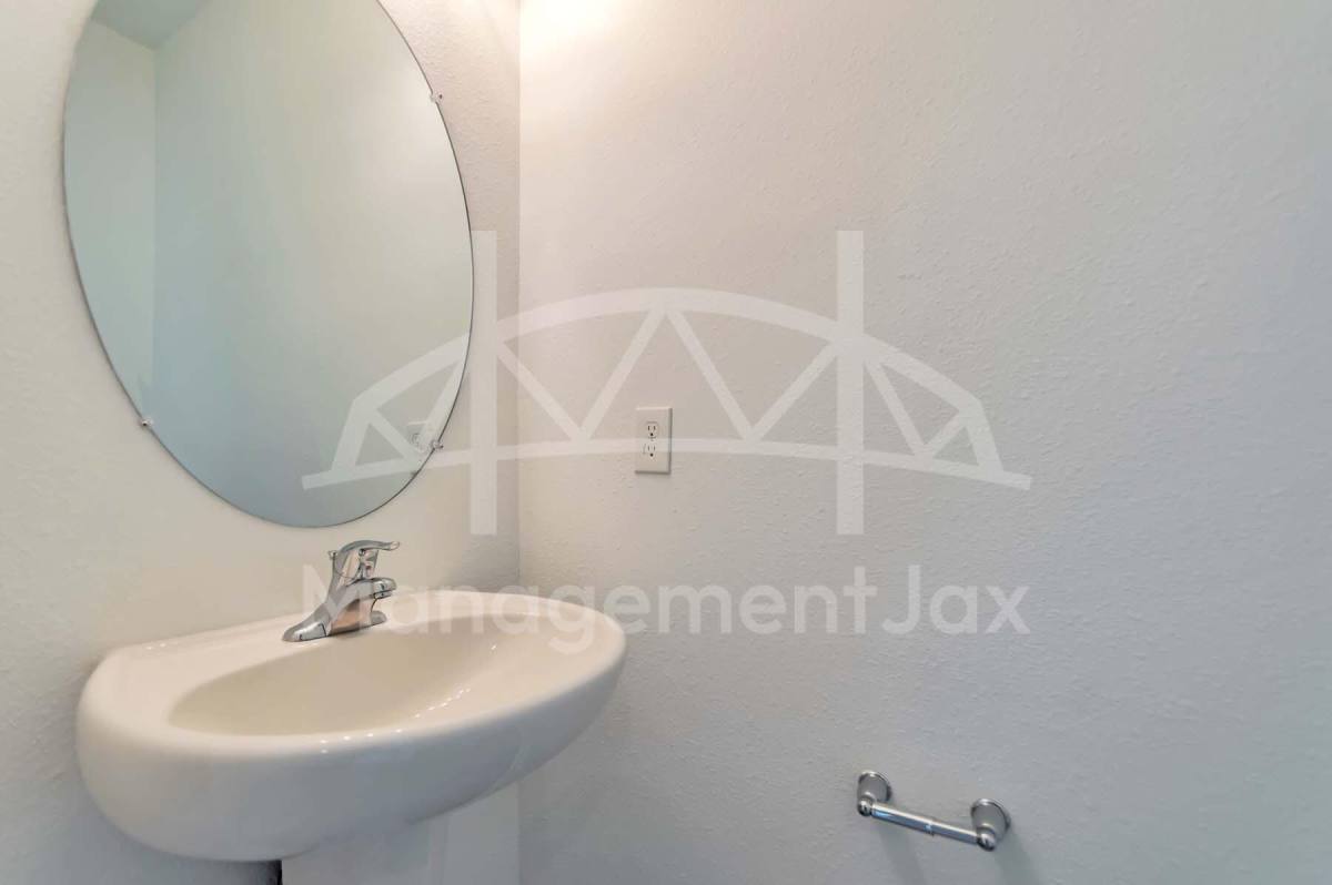 Townhouse for rent at 8330 Zenith Circle #1, Jacksonville, FL 32256