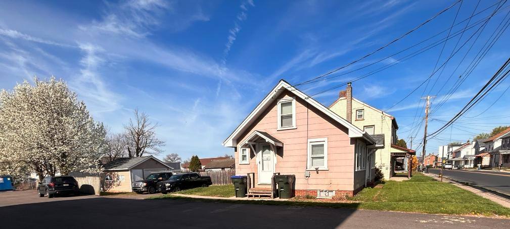 House for rent at 1234 E Philadelphia Ave, Gilbertsville, PA 19525