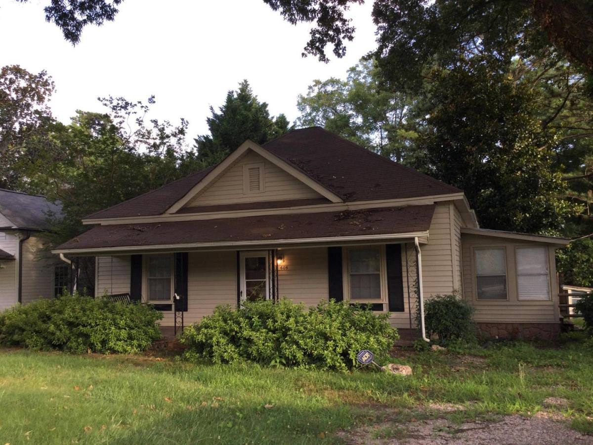 House for rent at 605 W S Main St, Waxhaw, NC 28173