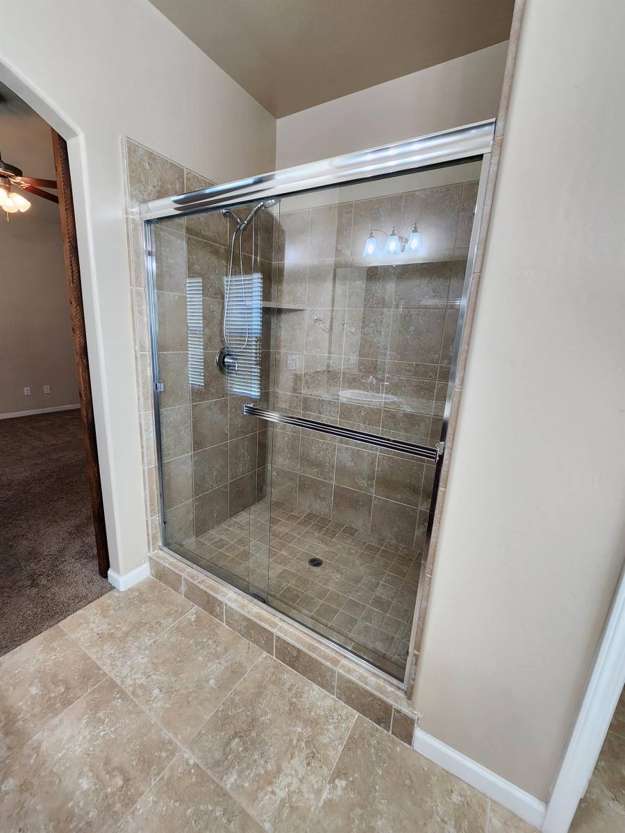 House for rent at Summerlyn, 13710 Onyx Night Dr, Bakersfield, CA 93314