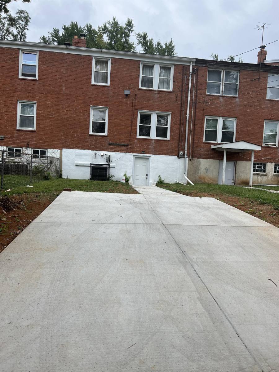 Townhouse for rent at 4058 Edgewood Rd #1, Baltimore, MD 21215