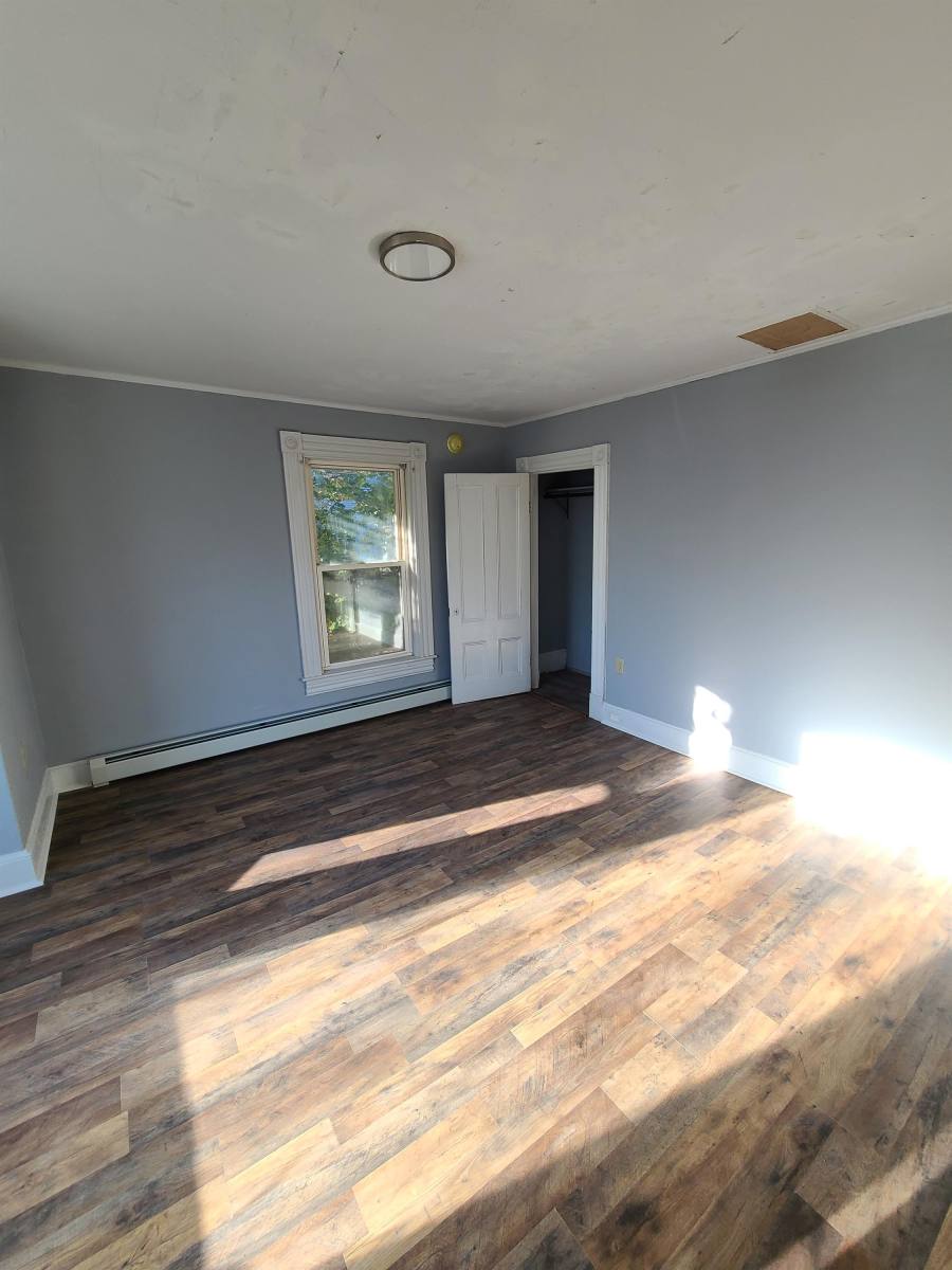 Apartment for rent at 12 Autumn St, Bangor, ME 04401
