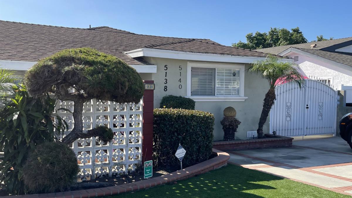 House for rent at 5138 W 141st St, Hawthorne, CA 90250