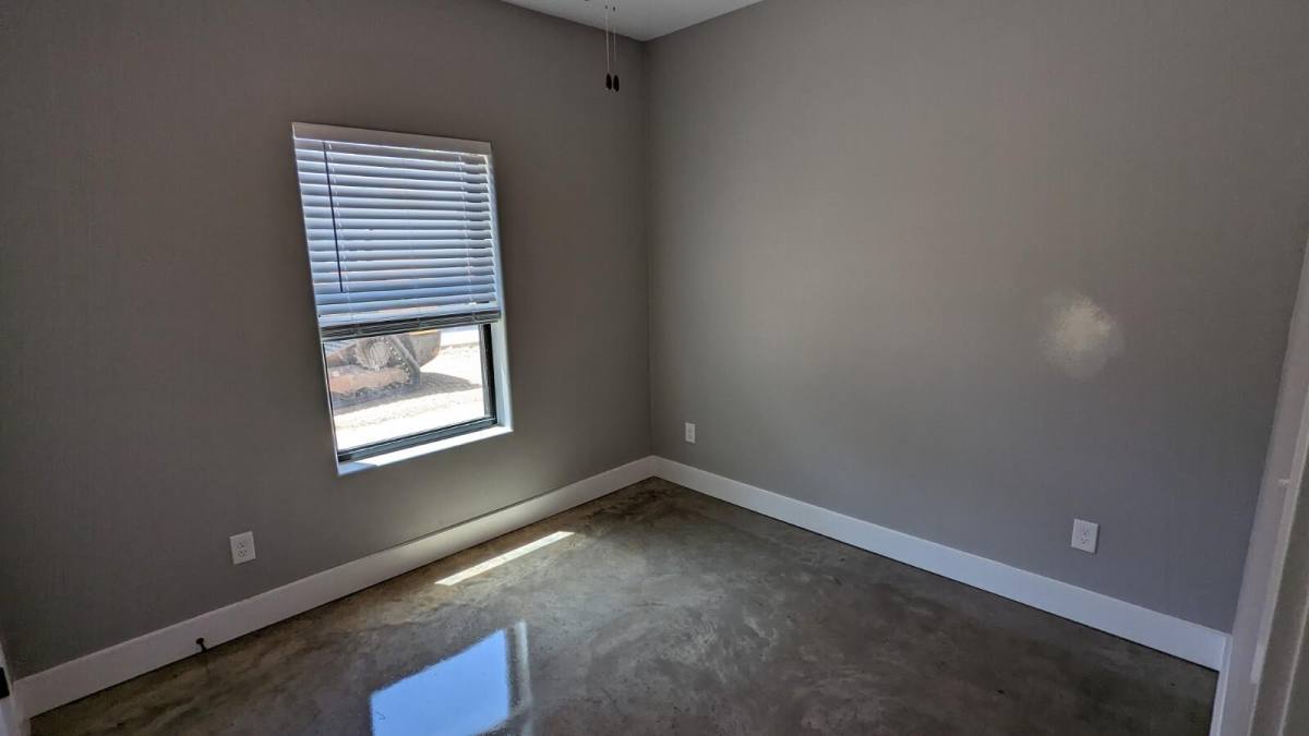 House for rent at 1213 Oak Dr, Denison, TX 75020