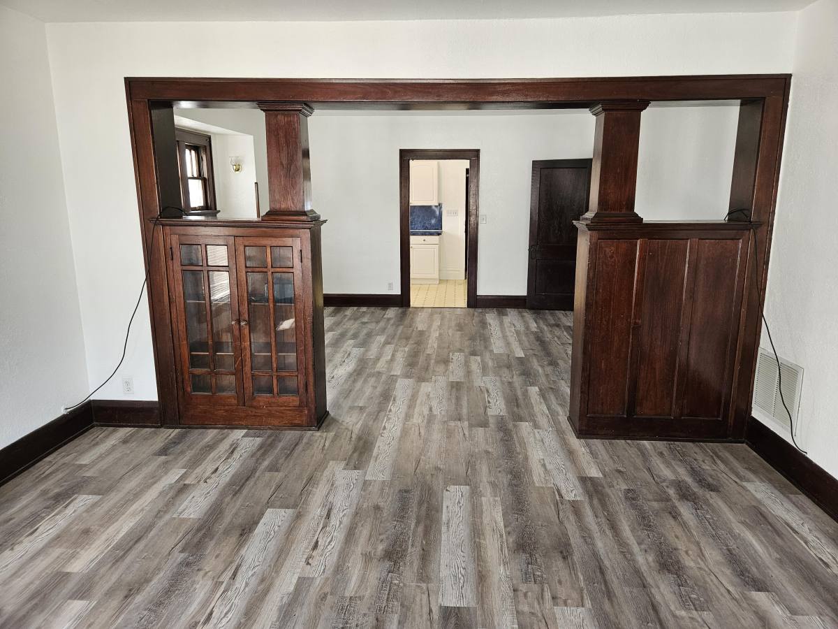 Apartment for rent at 908 Forsythe St, Toledo, OH 43605