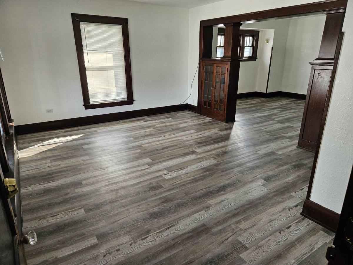 Apartment for rent at 908 Forsythe St, Toledo, OH 43605