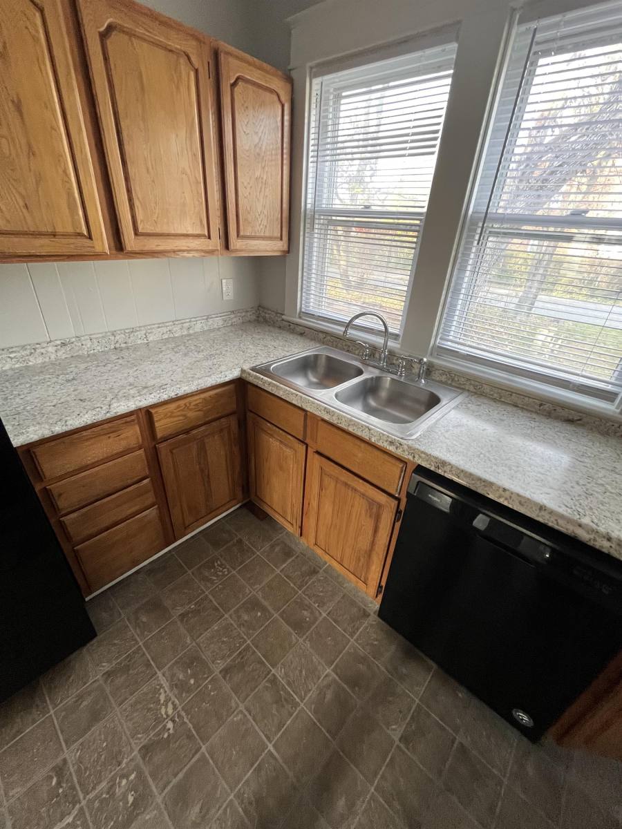 House for rent at 2000 Martinsburg Pk, Winchester, VA 22602