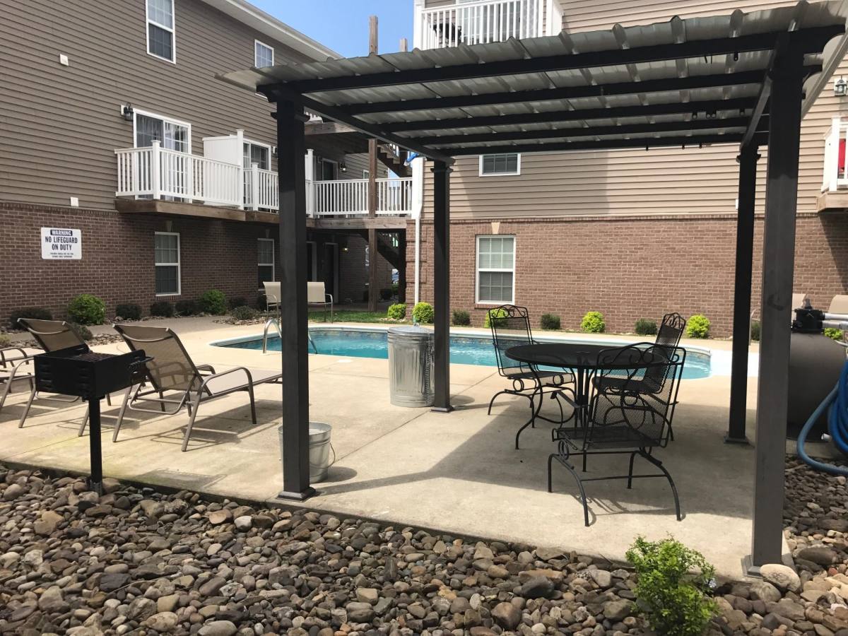 Condo for rent at 2489 1st Ave #108 A, Huntington, WV 25703