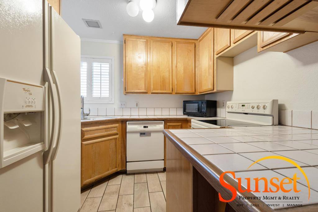 Townhouse for rent at 4580 Ohio St #1, San Diego, CA 92116