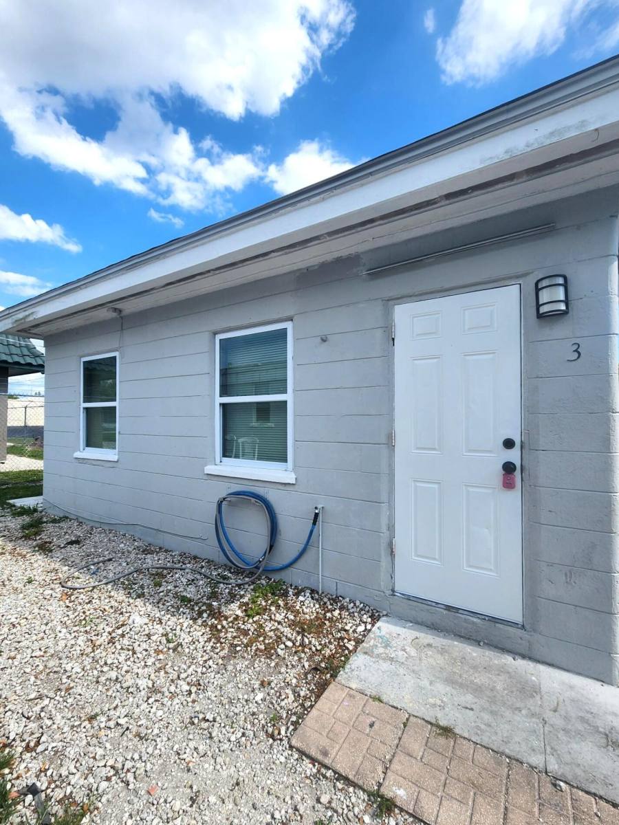 Apartment for rent at 2996 Francis Ave, Naples, FL 34112