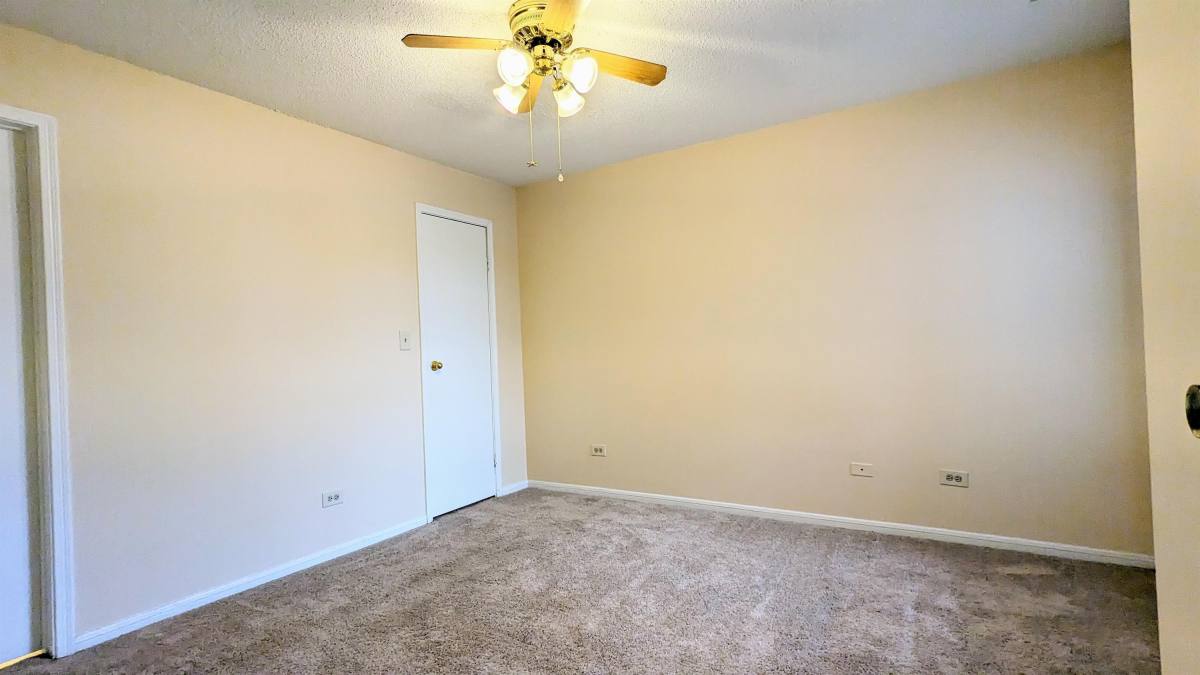 Condo for rent at Foxfire Condominiums, 2014 N Rand Rd #107, Palatine, IL 60074