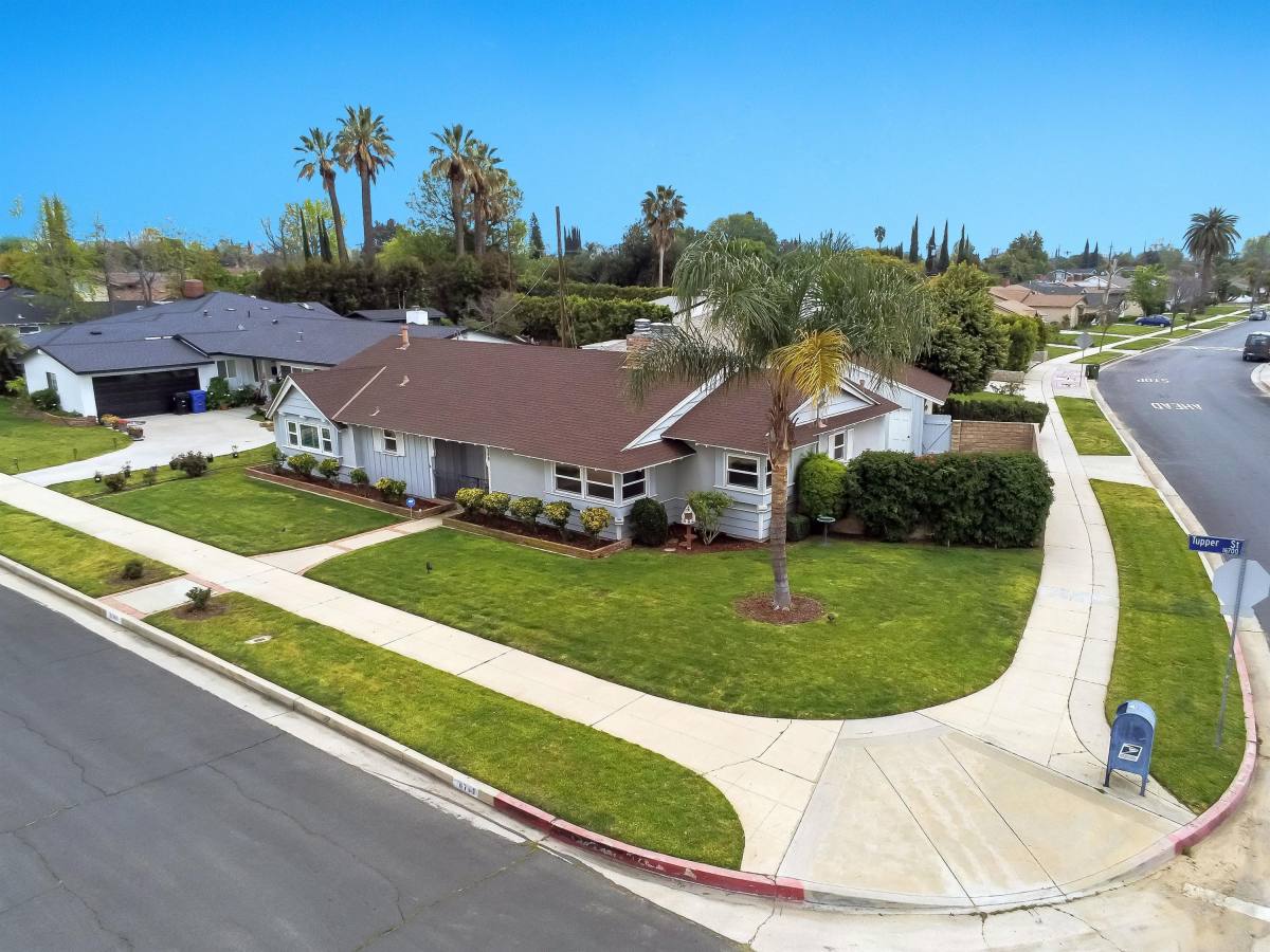 House for rent at 16760 Tupper St, North Hills, CA 91343
