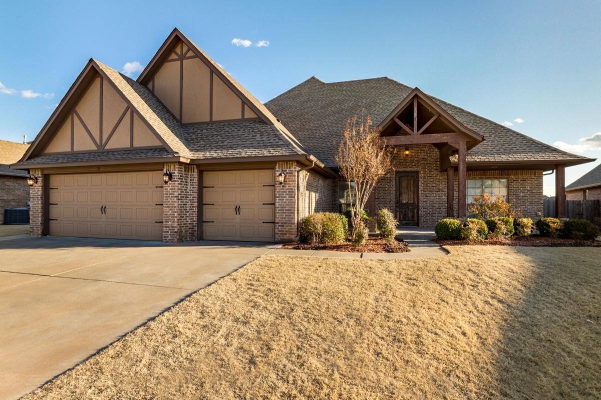 House for rent at Glen Cove at Covell Village, 1432 Glenolde Place, Edmond, OK 73003