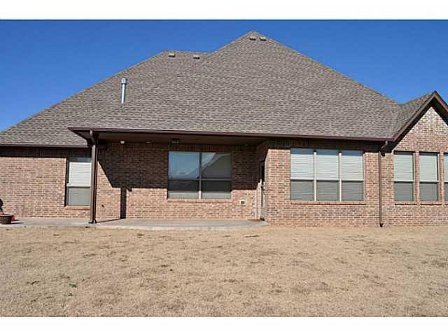 House for rent at Glen Cove at Covell Village, 1432 Glenolde Place, Edmond, OK 73003