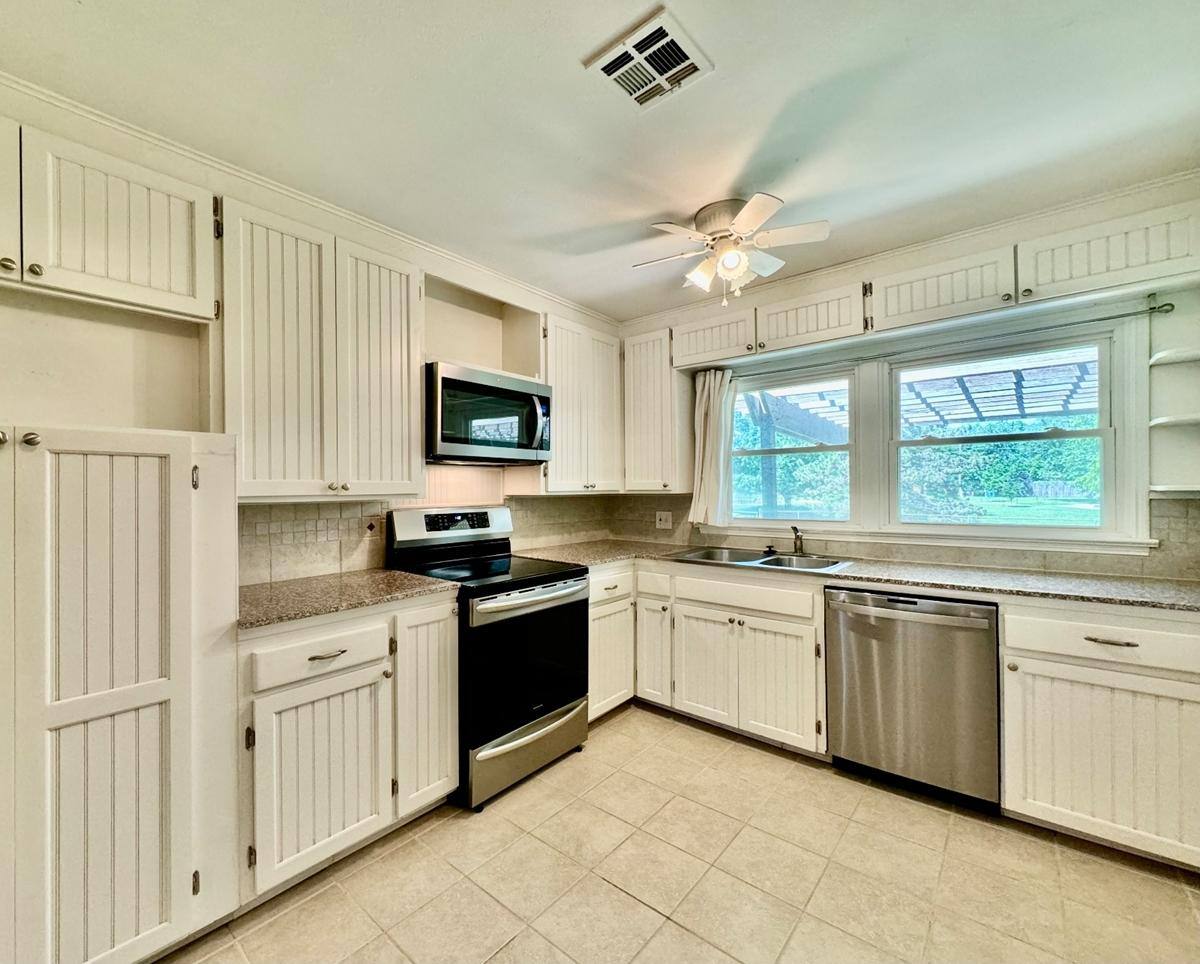 House for rent at Casady Heights, 9519 Stratford Dr, Oklahoma City, OK 73120