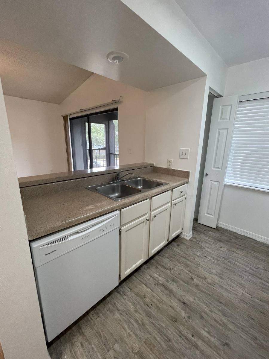 Townhouse for rent at The Reserve at Wekiva Bend Condominium, 202 Riverbend #1, Altamonte Springs, FL 32714