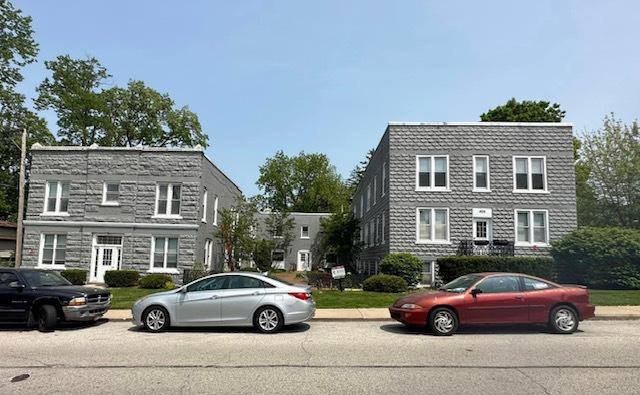 Apartment for rent at 405 Monroe St, Valparaiso, IN 46383