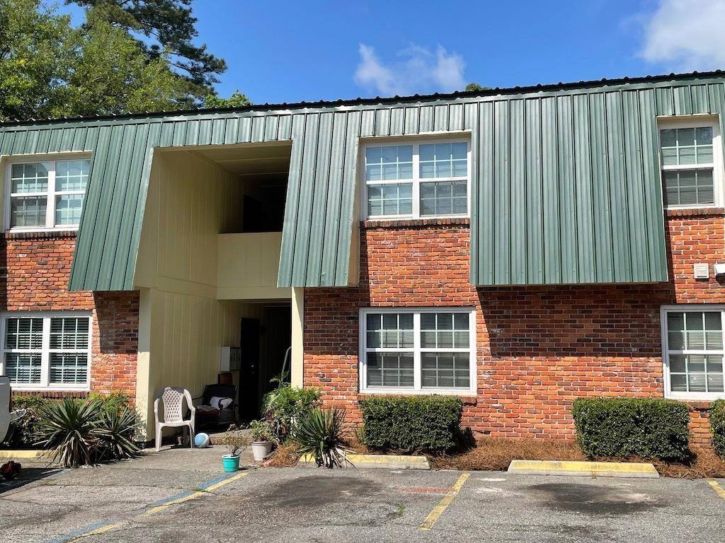 Apartment for rent at 720 E Park Ave #5-1, Valdosta, GA 31602