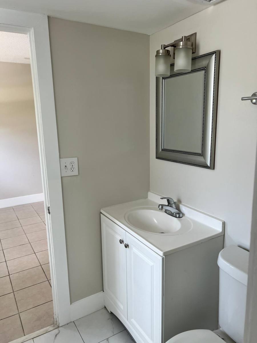 Townhouse for rent at 1800 NW 4th Ave #3, Boca Raton, FL 33432