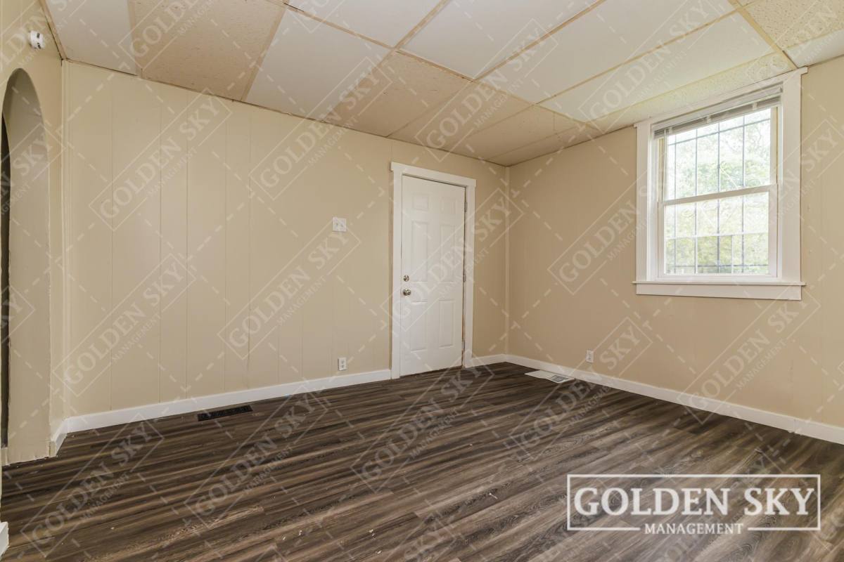 Apartment for rent at 1203 W 1st St, Muncie, IN 47305
