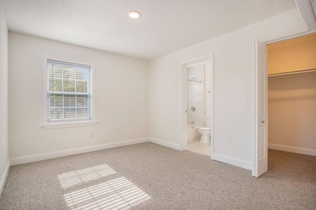 Apartment for rent at 1919 Olathe Blvd #305, Kansas City, KS 66103