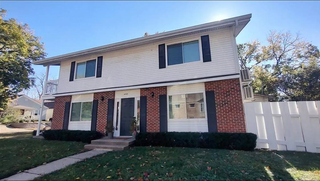 Apartment for rent at 4400 Genessee St #1W, Kansas City, MO 64111