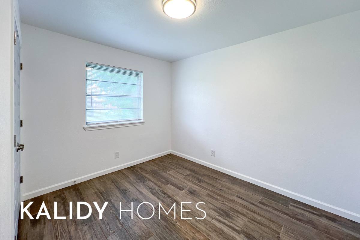 House for rent at 402 W Fairchild Dr, Oklahoma City, OK 73110