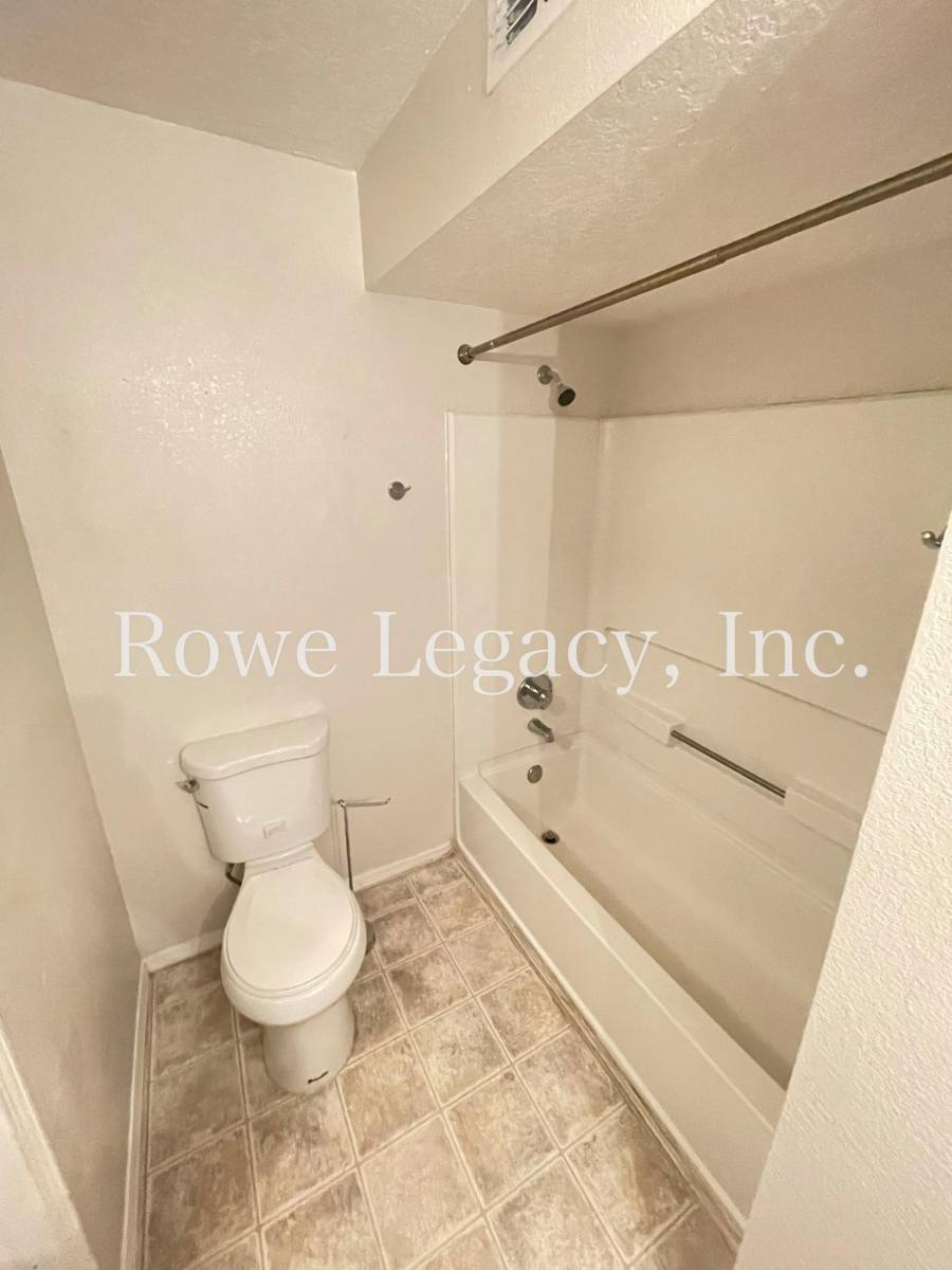 Townhouse for rent at Miravista, 11104 Vistazo Place SE, Albuquerque, NM 87123