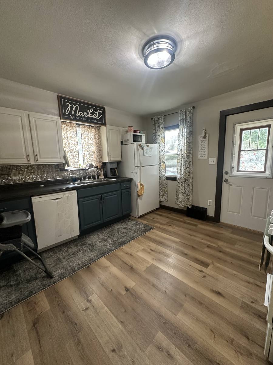 House for rent at 918 N 8th Ave, Wausau, WI 54401