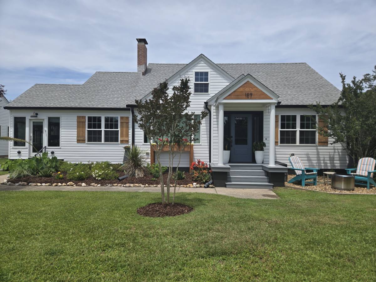 House for rent at 107 Circle Dr, Beaufort, NC 28516