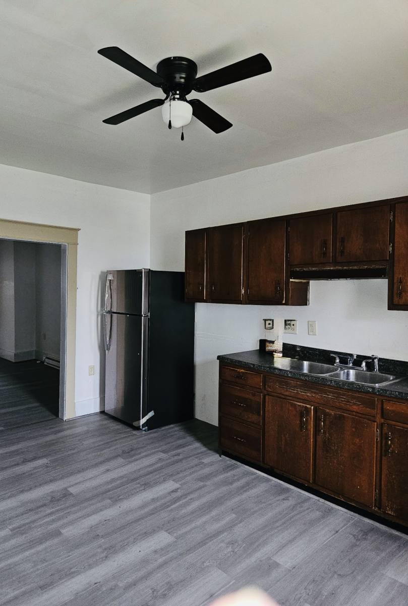 House for rent at 144 W Girard St, Mount Carmel, PA 17851