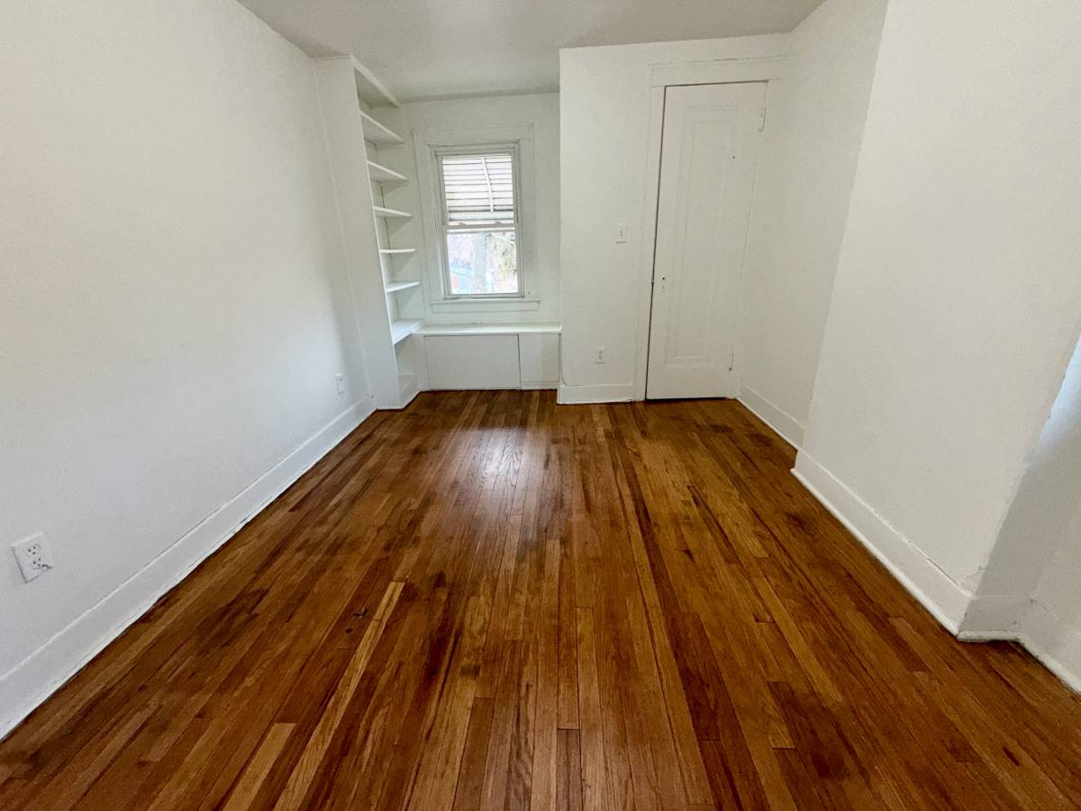 House for rent at 3403 Rust Ave, Saginaw, MI 48601