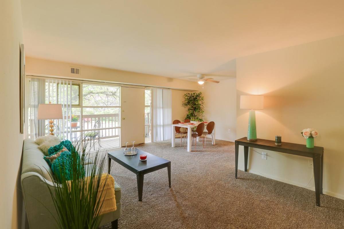 Apartment for rent at 7605 Hillendale Road, 7605-B Hillendale Rd #T05, Parkville, MD 21234