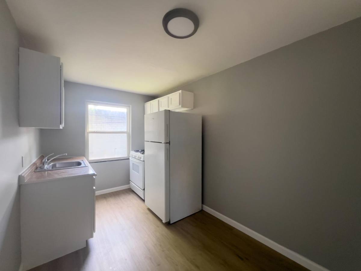 Apartment for rent at 10306 Shaker Blvd #5, Cleveland, OH 44104