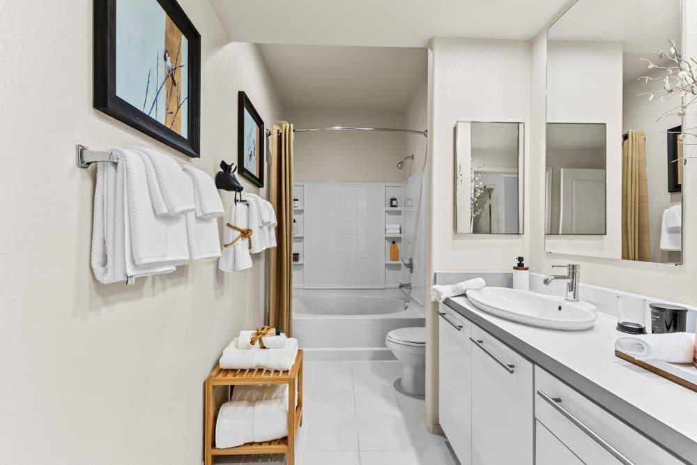 Apartment for rent at Sage Luxury Apartment Homes, 28425 N Black Canyon Highway 10-1075, Phoenix, AZ 85085