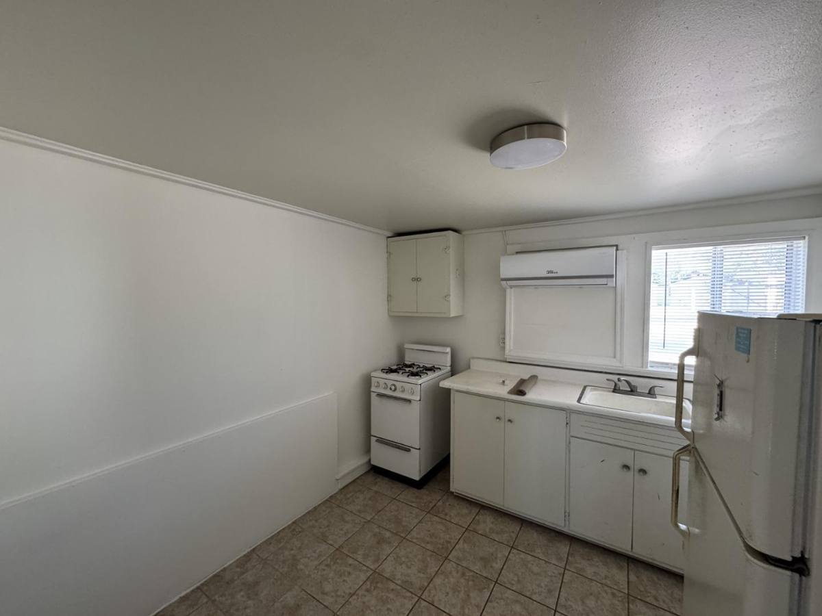 Apartment for rent at 1401 Main St #2, Kingman, AZ 86401