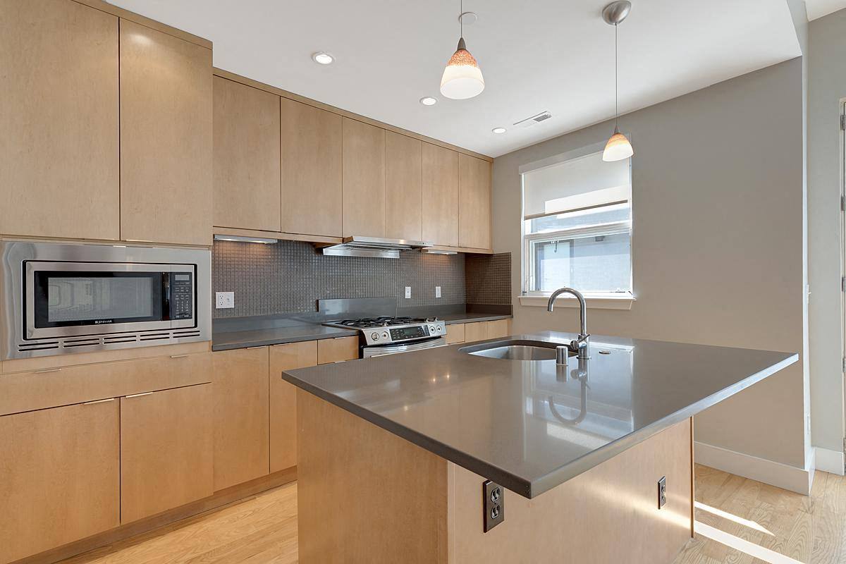 Townhouse for rent at Washington Street Townhomes, 901 N Washington St #104, Denver, CO 80203