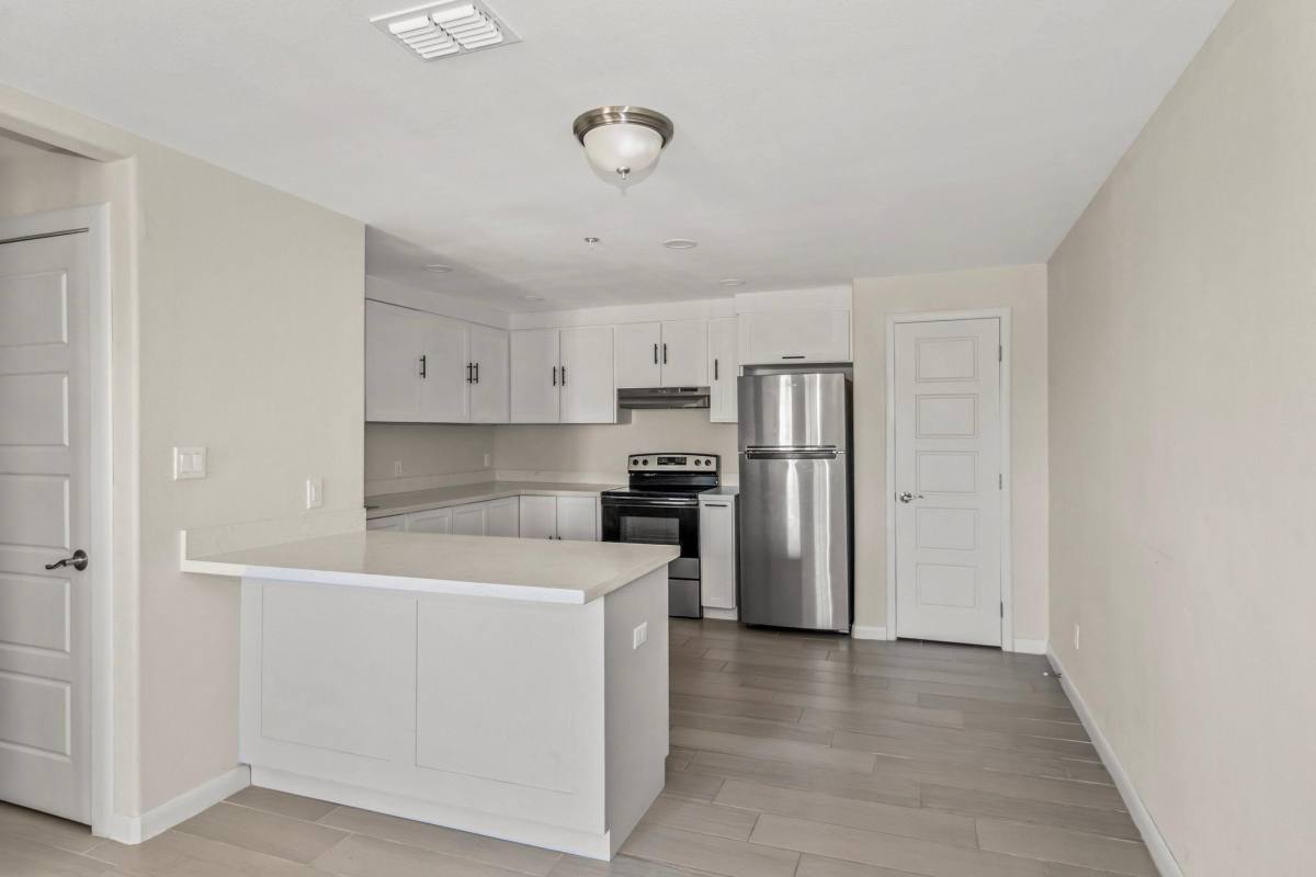Apartment for rent at 607 E Washington St, Weslaco, TX 78596