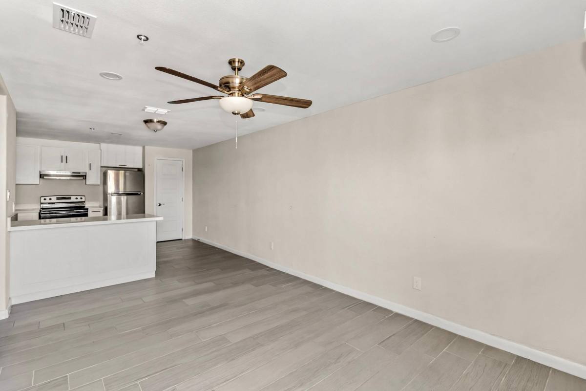 Apartment for rent at 607 E Washington St, Weslaco, TX 78596