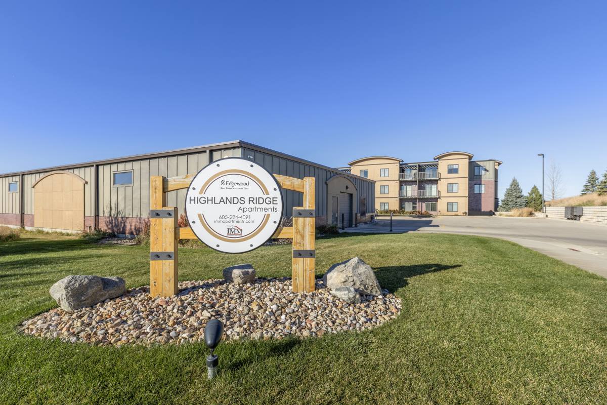 Apartment for rent at Highlands Ridge, 2412 E 4th St, Pierre, SD 57501
