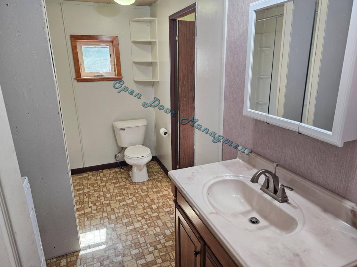 House for rent at 2324 Pine St, Butte, MT 59701