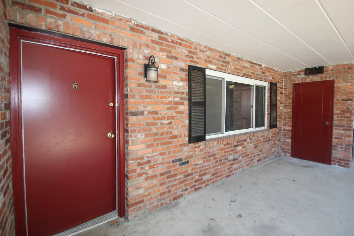 Apartment for rent at Bradford, 285 Moon Clinton Rd, Coraopolis, PA 15108